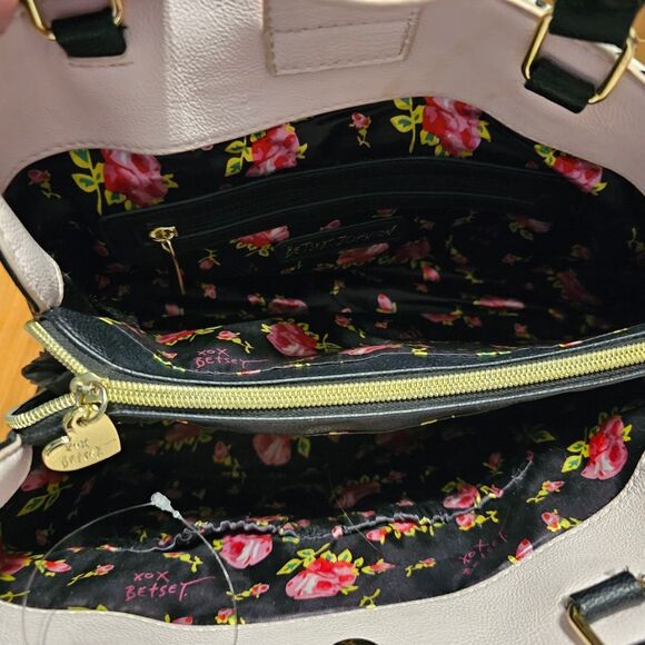 Betsey Johnson Leather Tote Purse - Picture 4 of 4